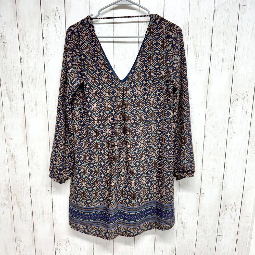 Lush Tunic Dress Women's Small Floral Long Sleeve Back Cut-Out Hi‎ Low Hem Mini